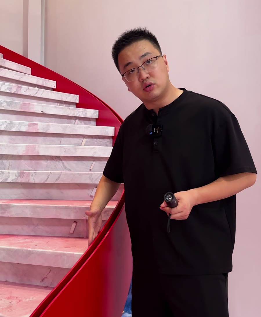 楼梯油漆什么时候做？墙面面漆与石材踏步怎样排顺序